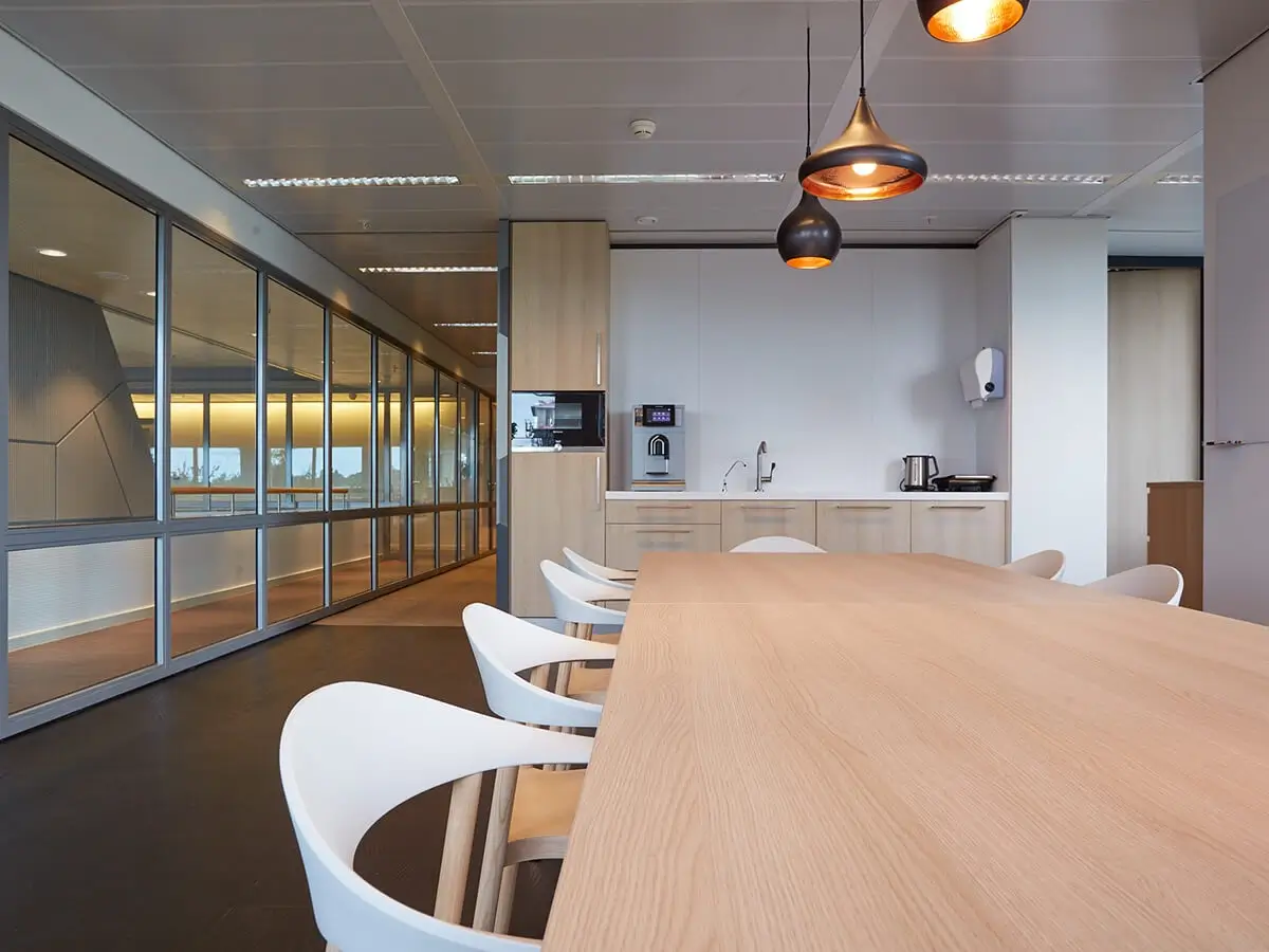 Tosoh Europe – Herinrichting kantoor 7 Tosoh Europe - Herinrichting kantoor 7